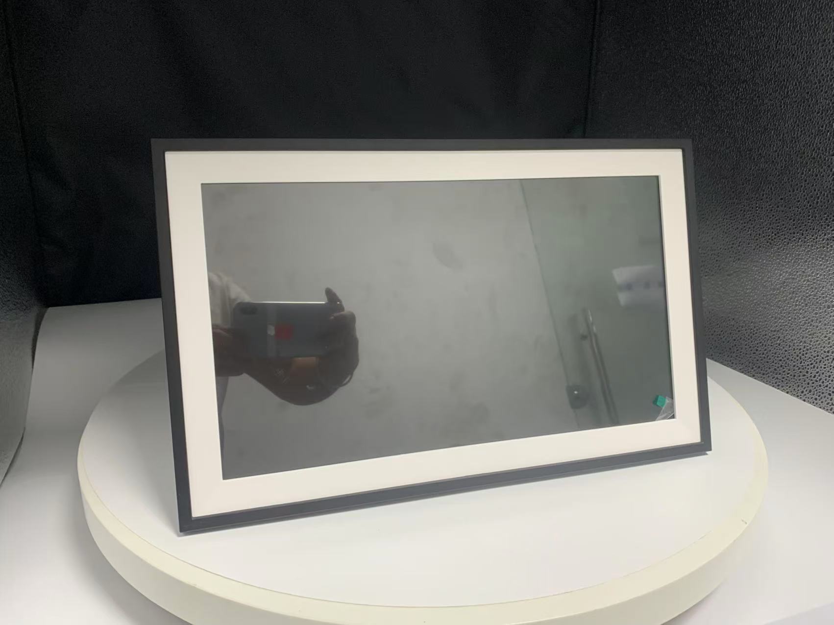 Smart Digital Photo Frame 15.6 Inch - WiFi APP Control 1920x1080 HD Display