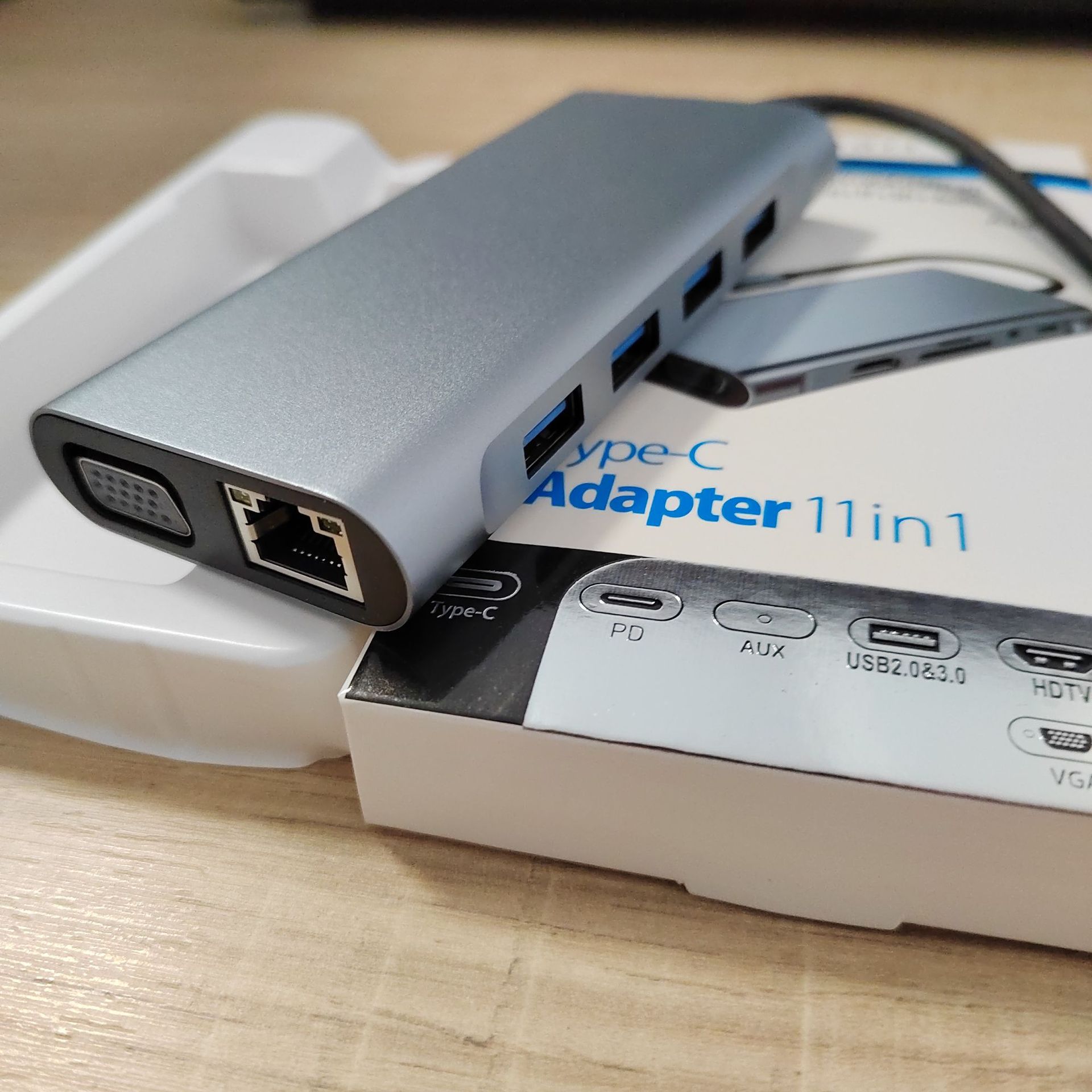 11-in-1 USB-C Docking Station - Gigabit Ethernet Hub Adapter